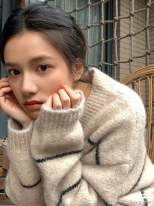 叼嘿软件wwwwww开户下载