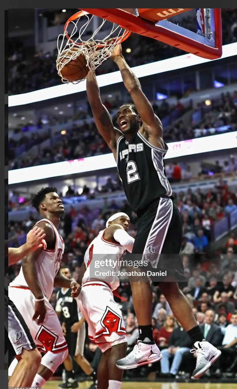 歪打正著!保羅中投不中變助攻 索漢起飛空接雙手背扣 歪打正著!保羅中投不中變助攻 索漢起飛空接雙手背扣