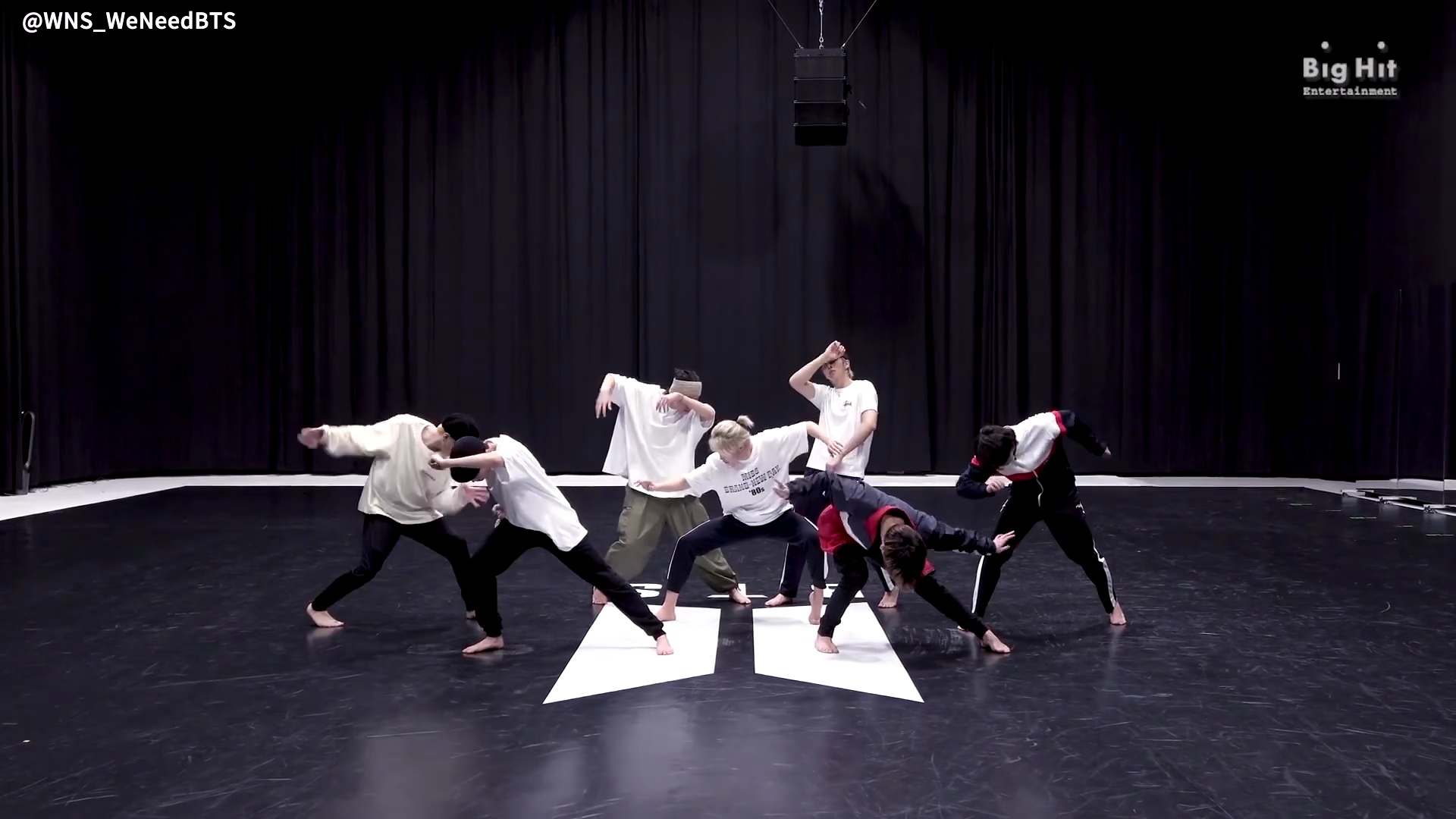 防弹少年团blackswan练习室版什么水平艺术与流行结合