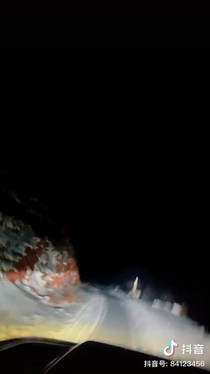 video-poster