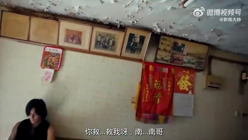 video-poster