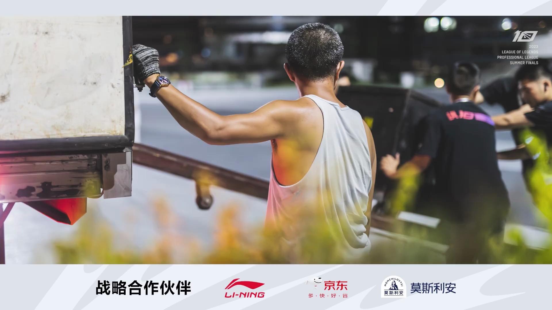 video-poster