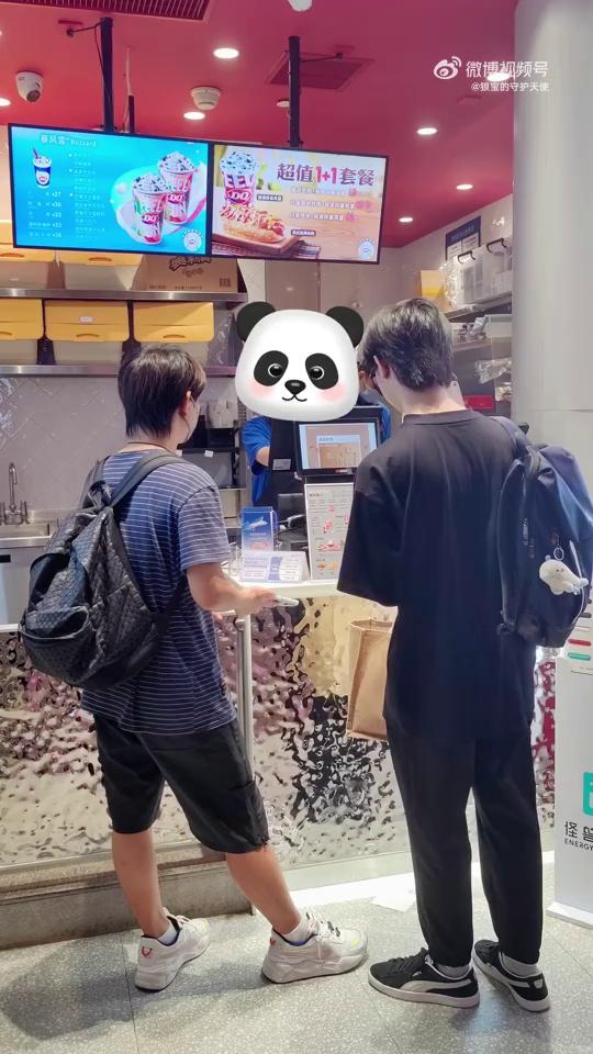 video-poster