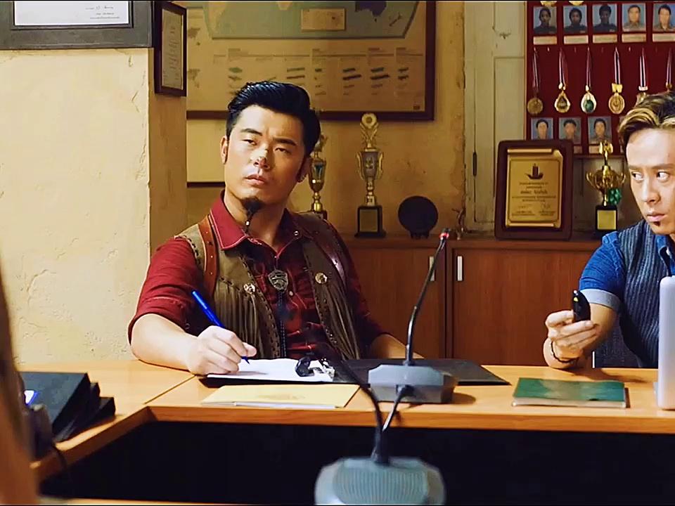 video-poster