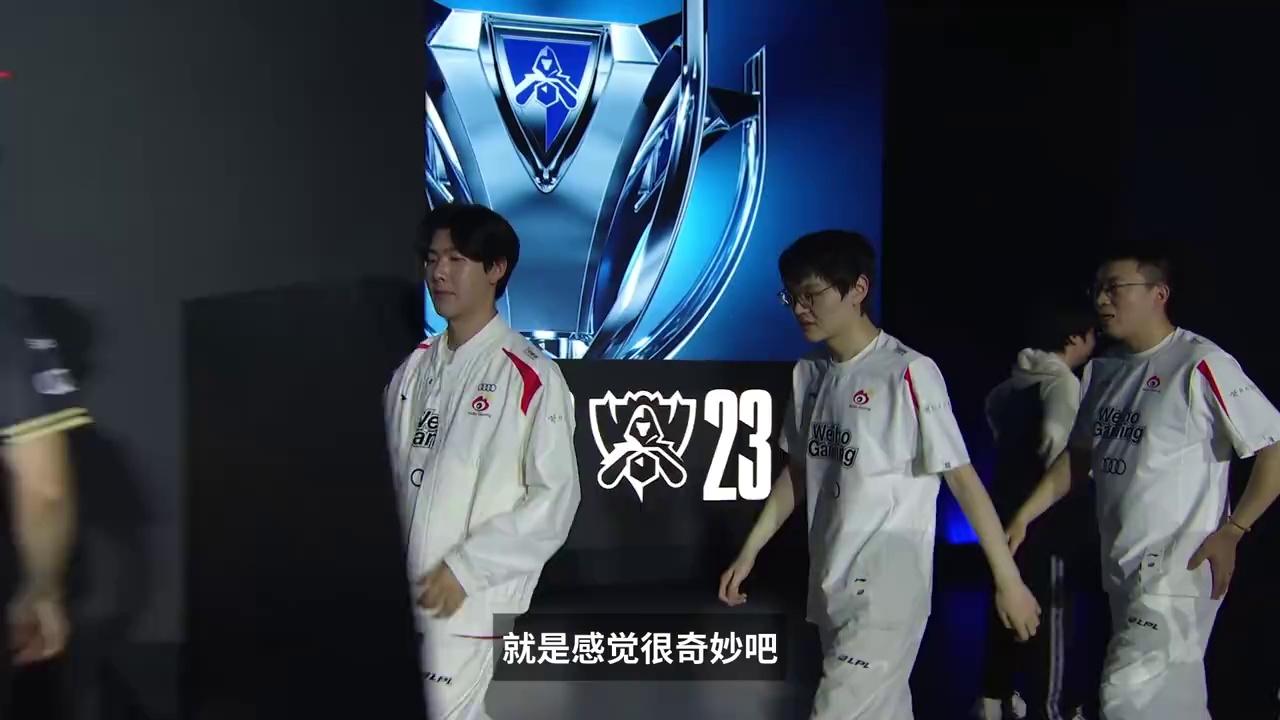 video-poster