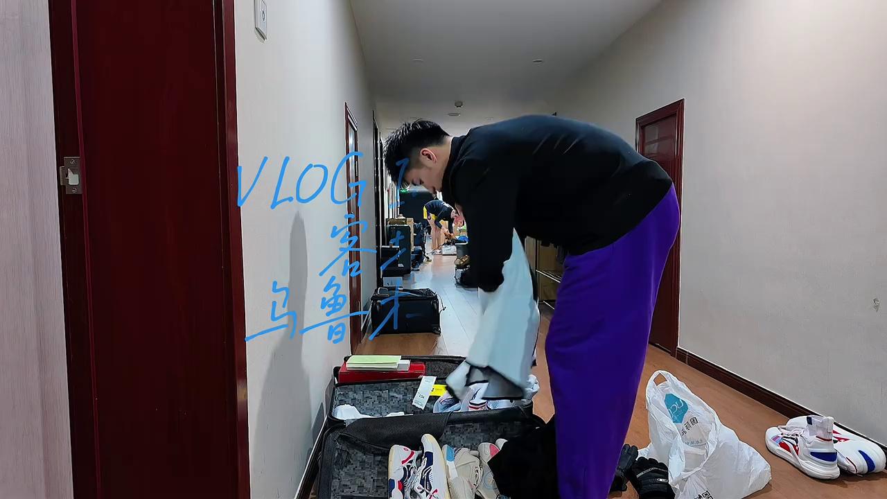 video-poster