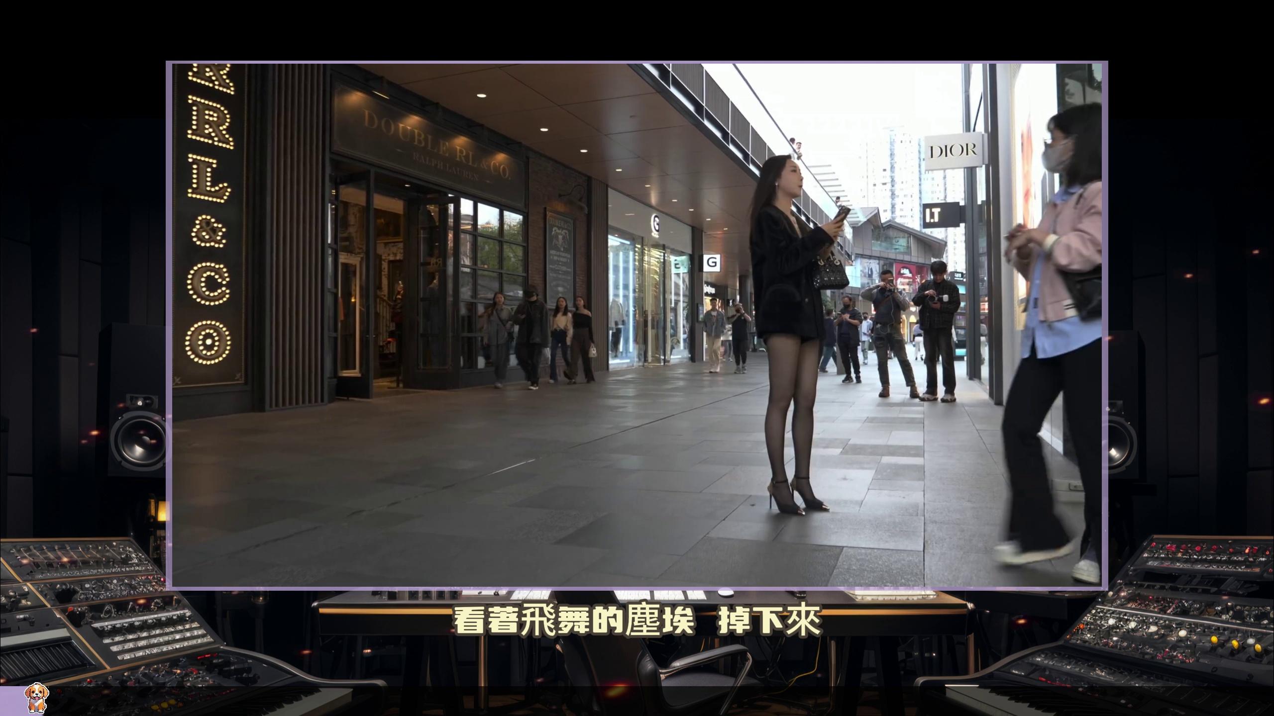 video-poster