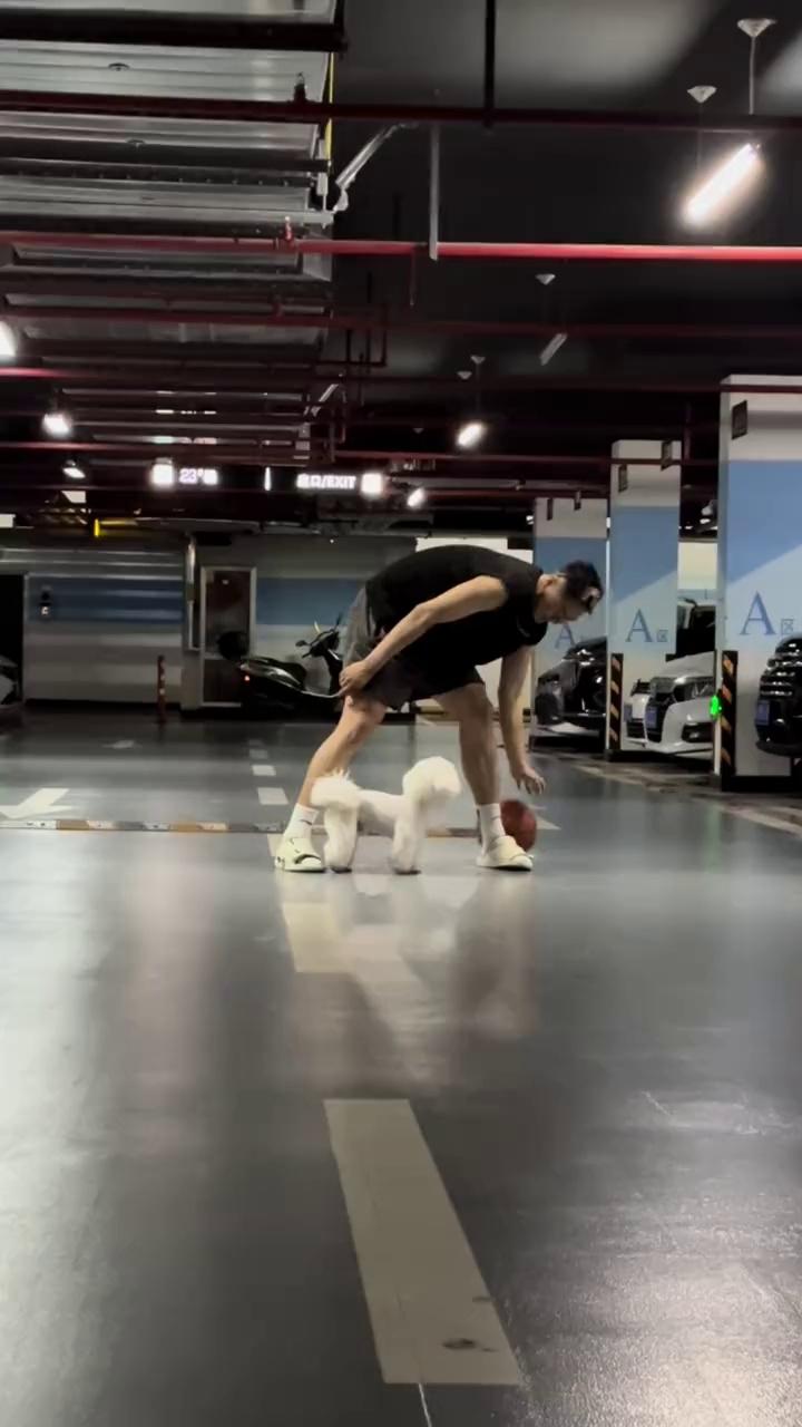 video-poster