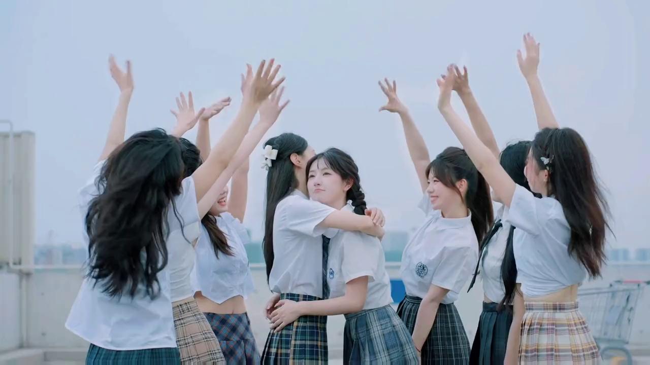video-poster