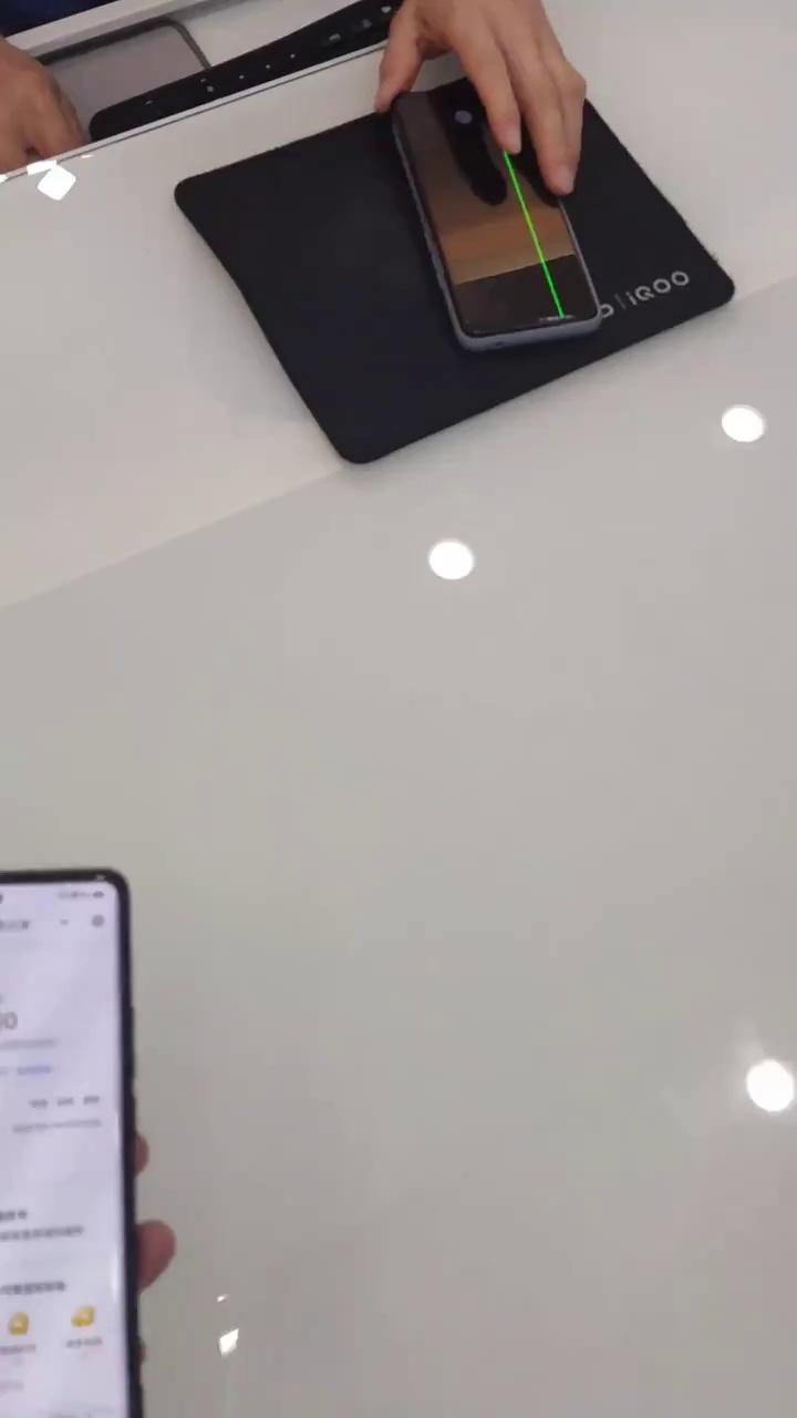 video-poster