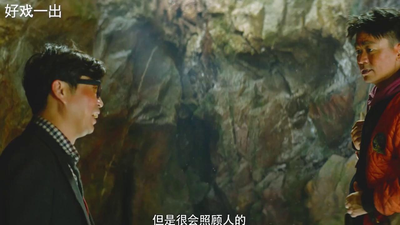 video-poster