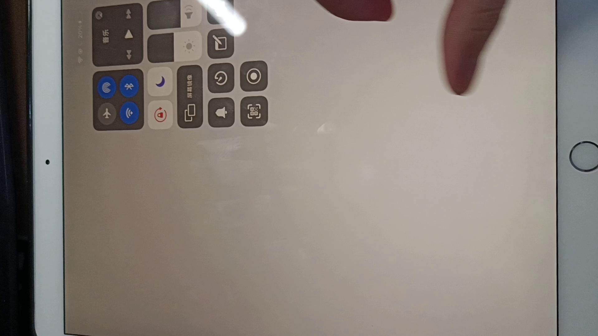 video-poster