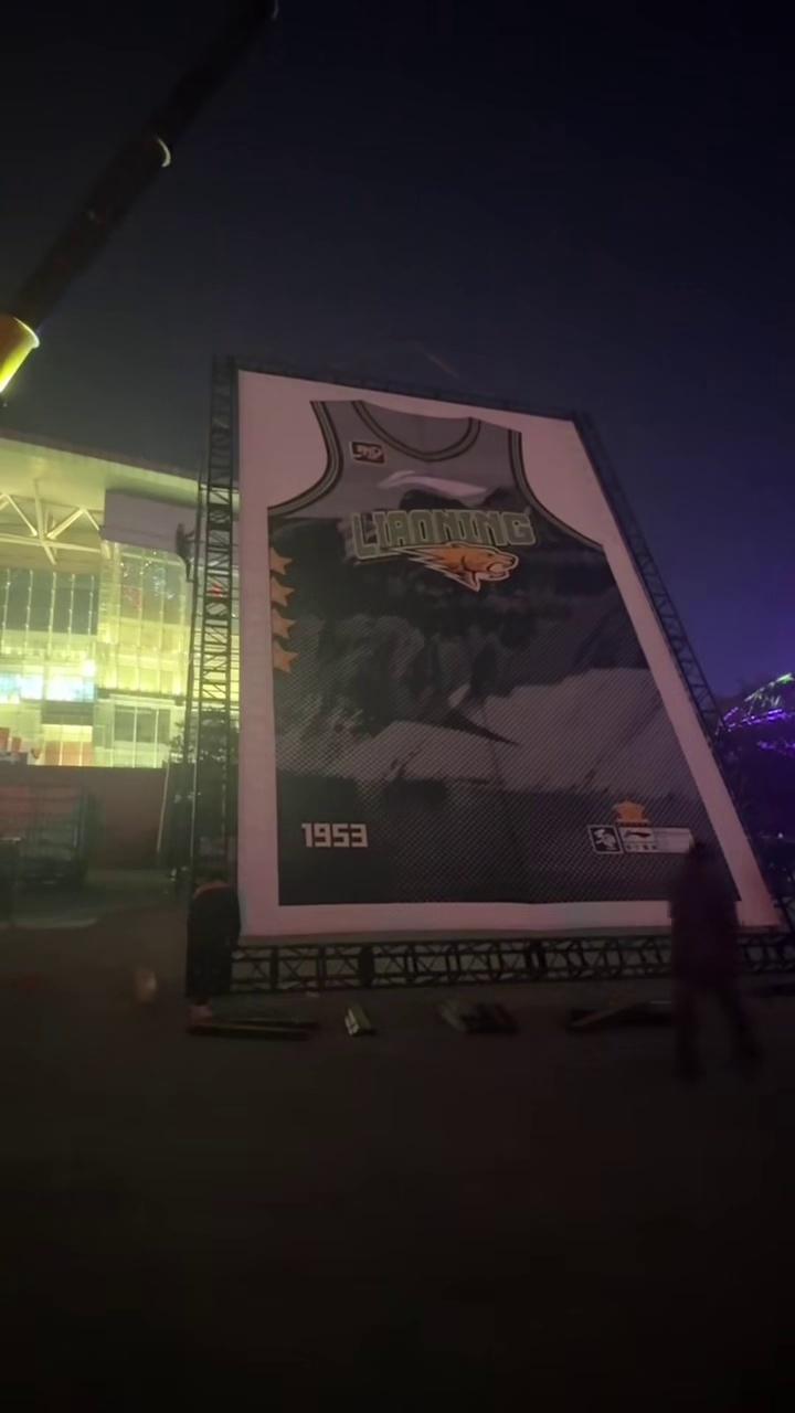 video-poster