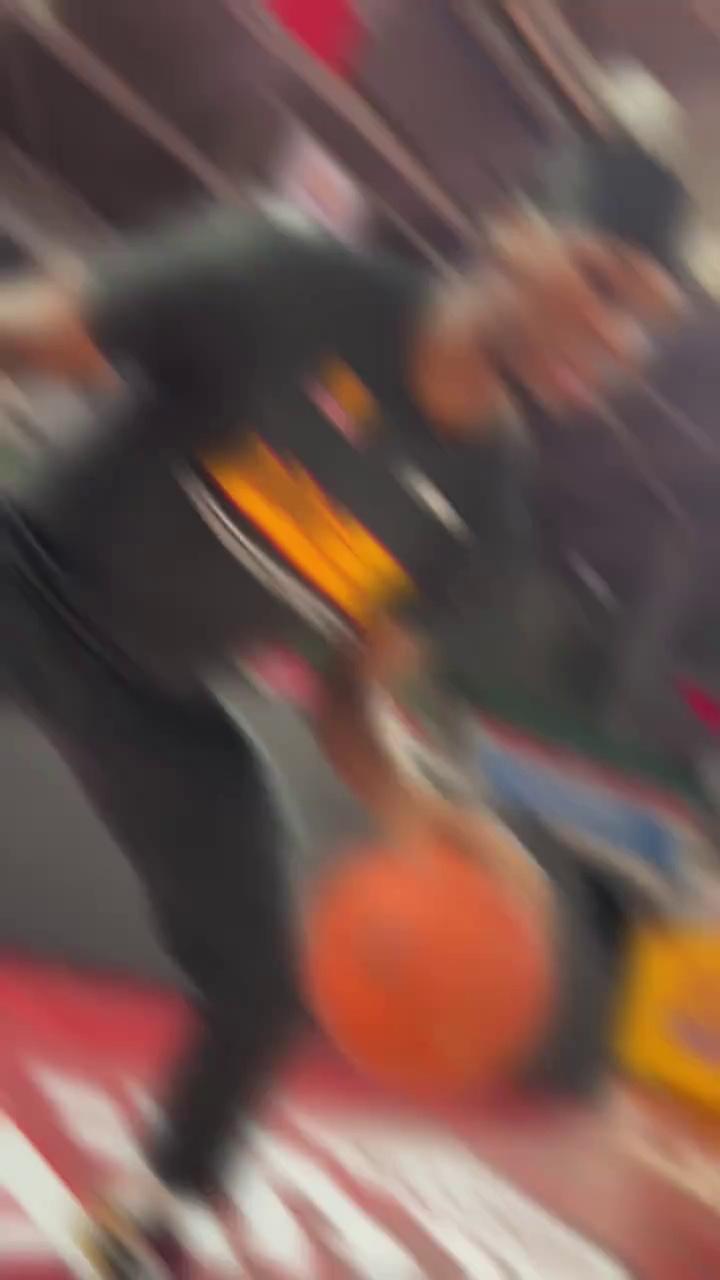 video-poster