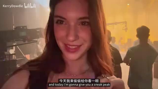 video-poster