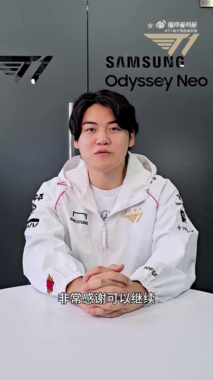 video-poster