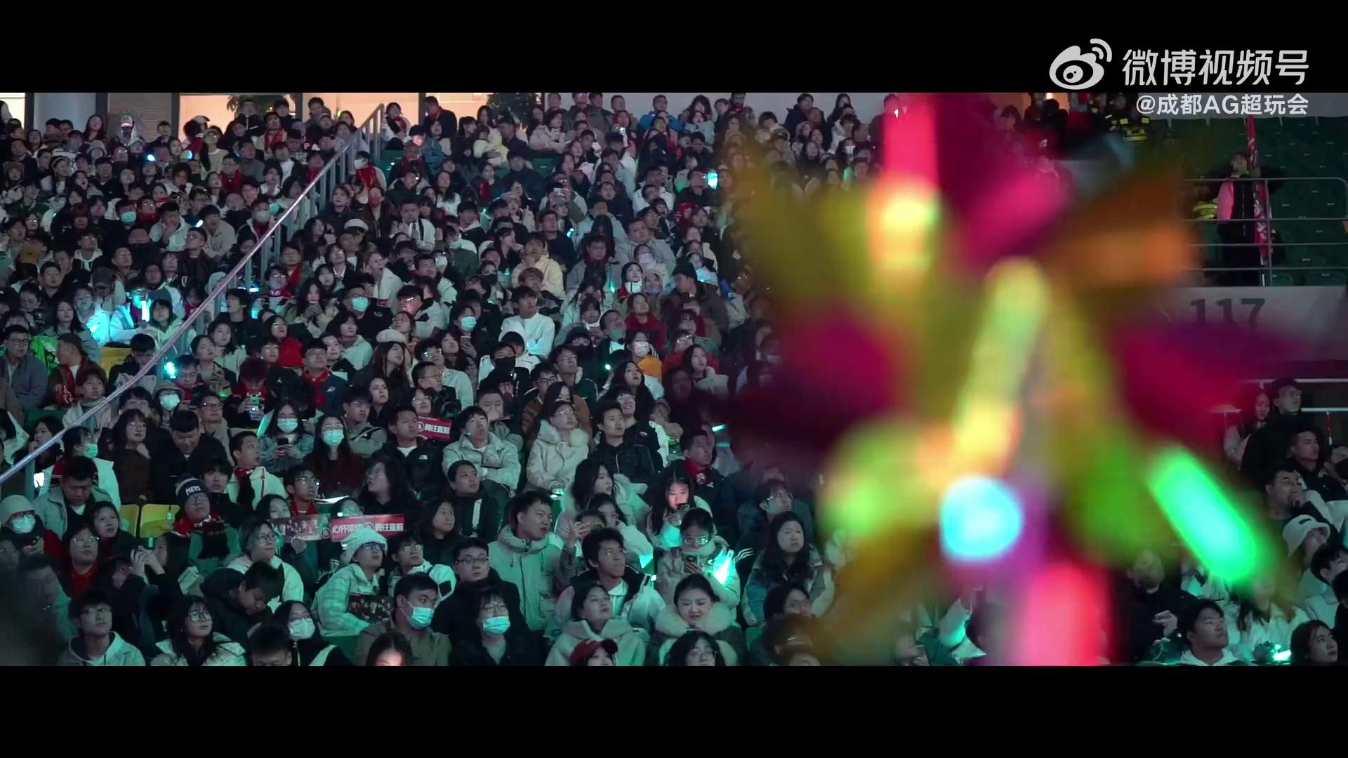 video-poster