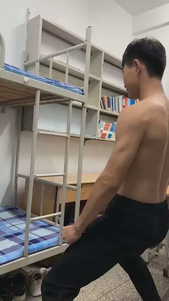 video-poster