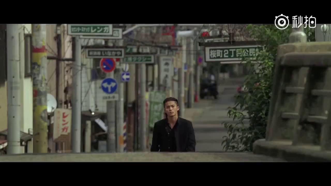 video-poster