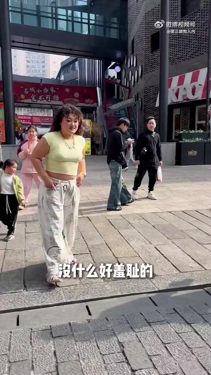 video-poster