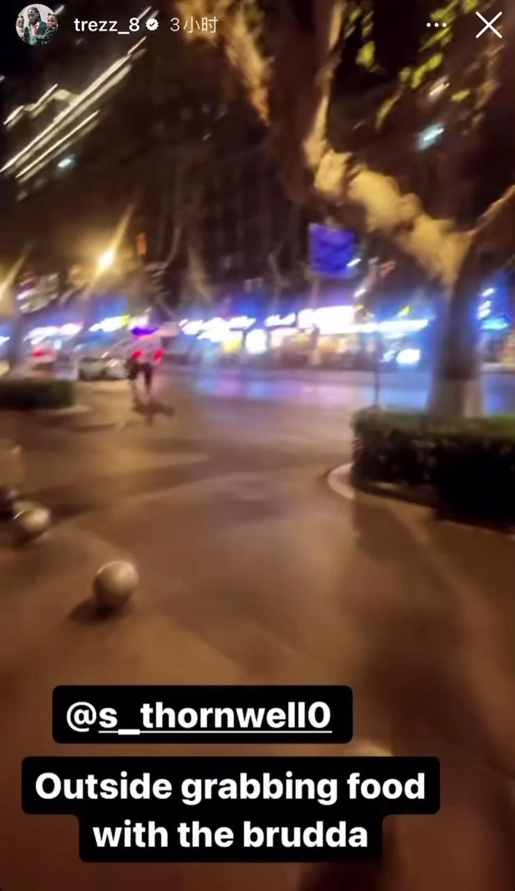 video-poster