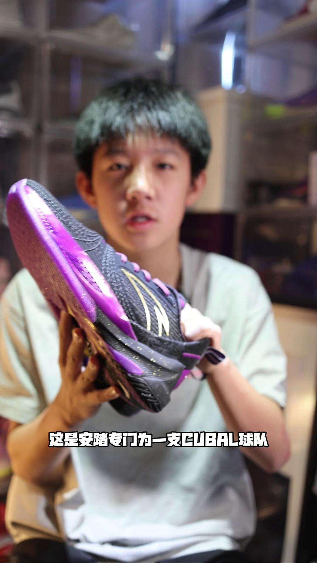 video-poster