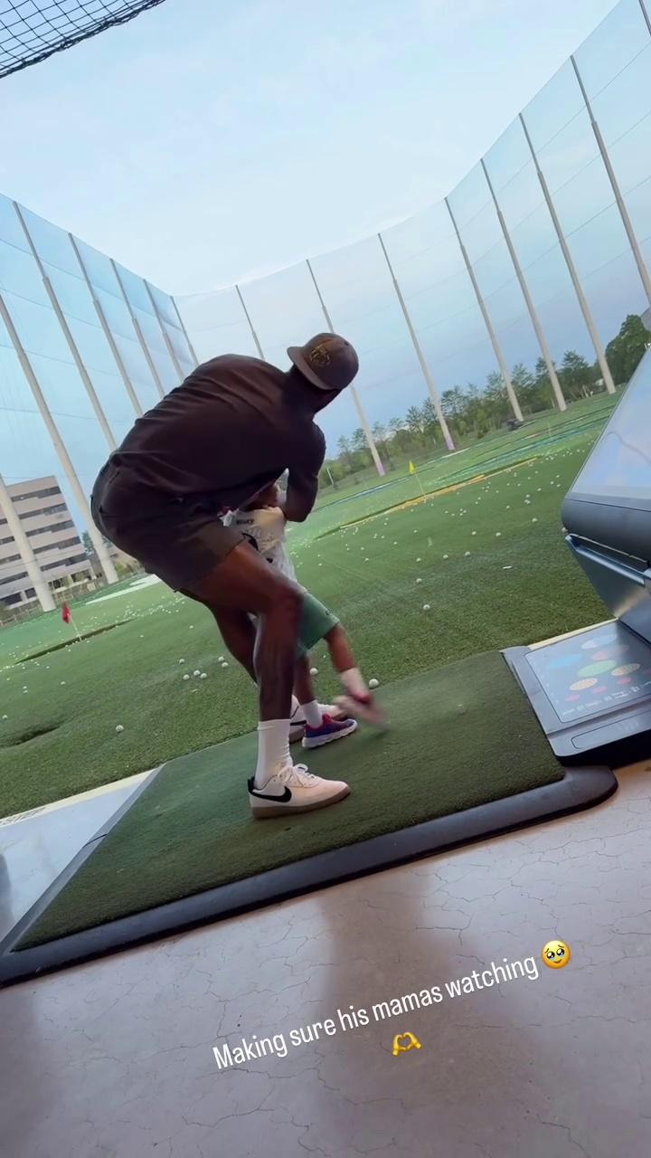 video-poster