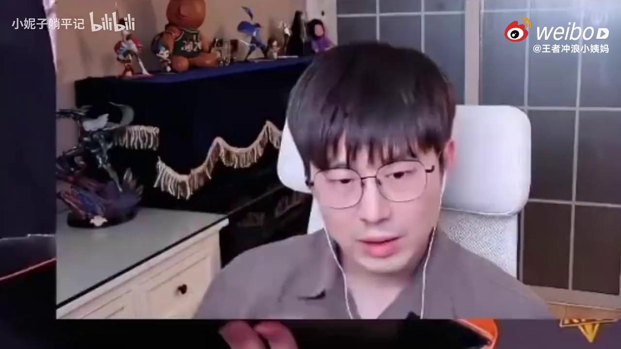 video-poster