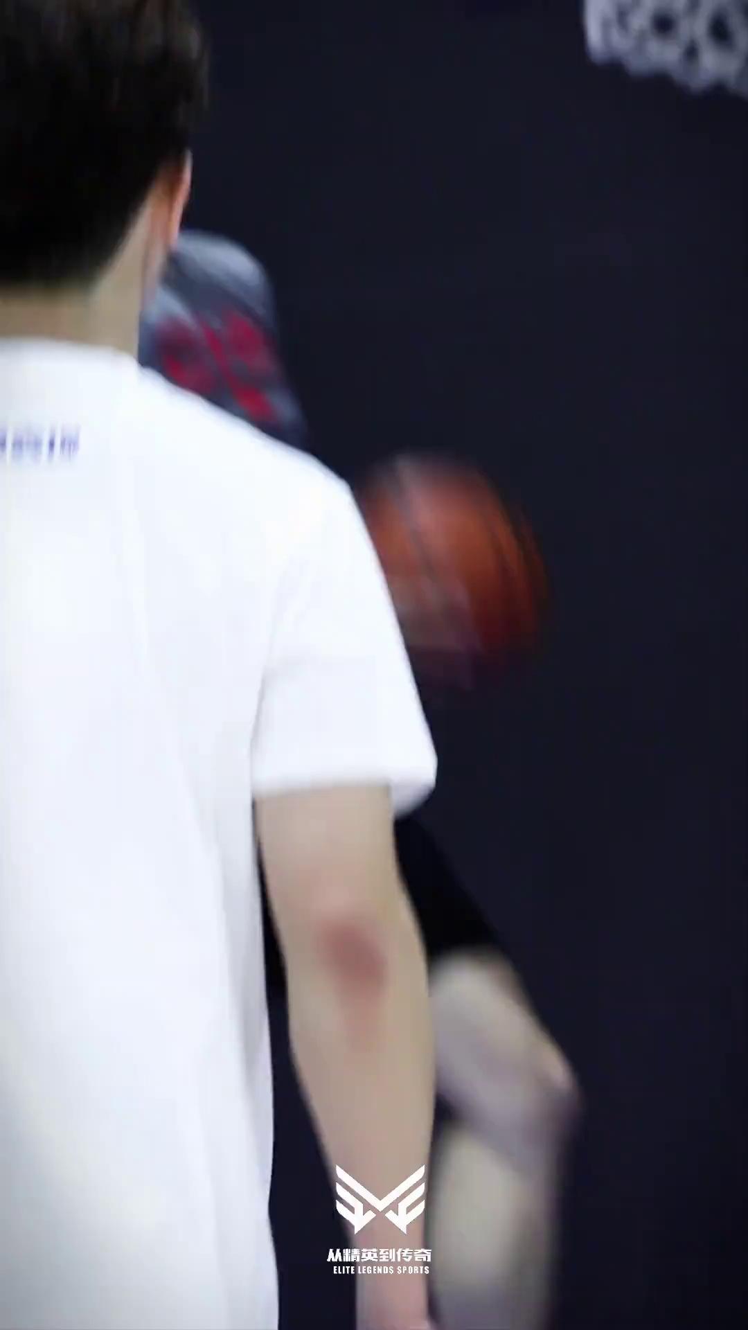 video-poster