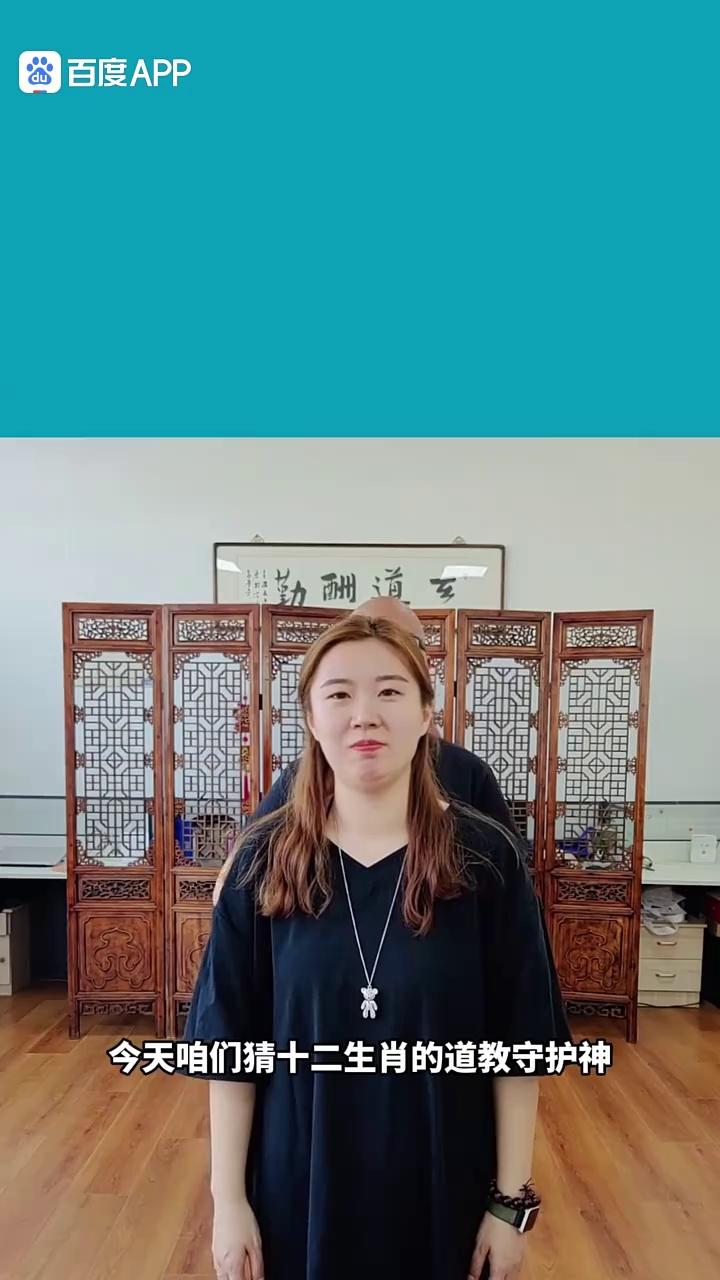 video-poster