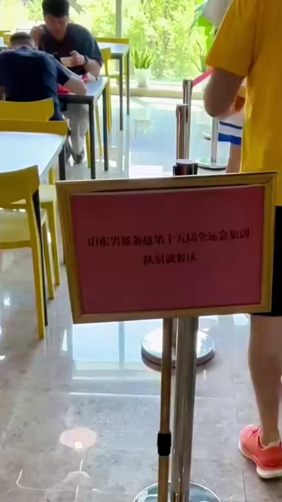 video-poster
