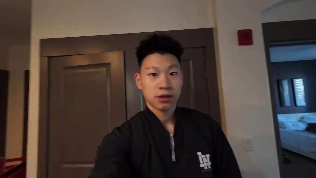 video-poster