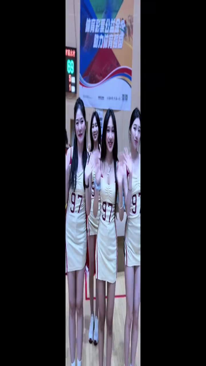 video-poster