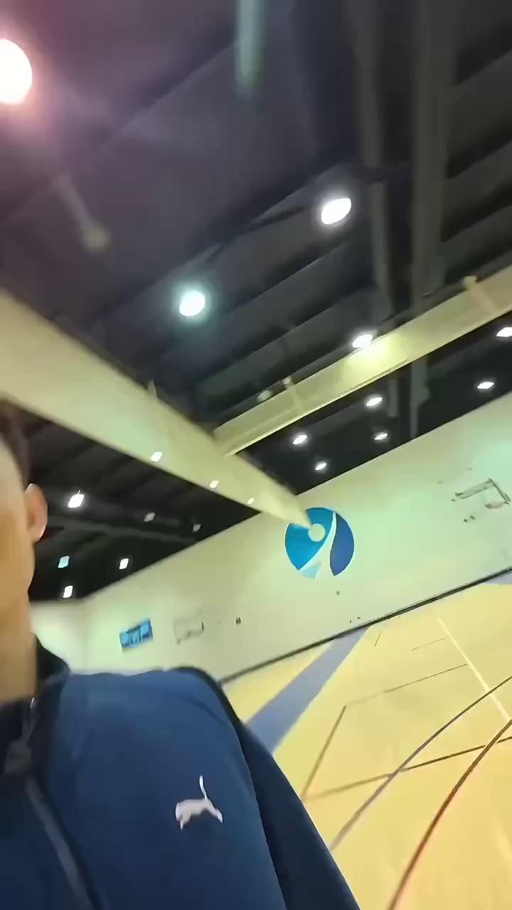 video-poster