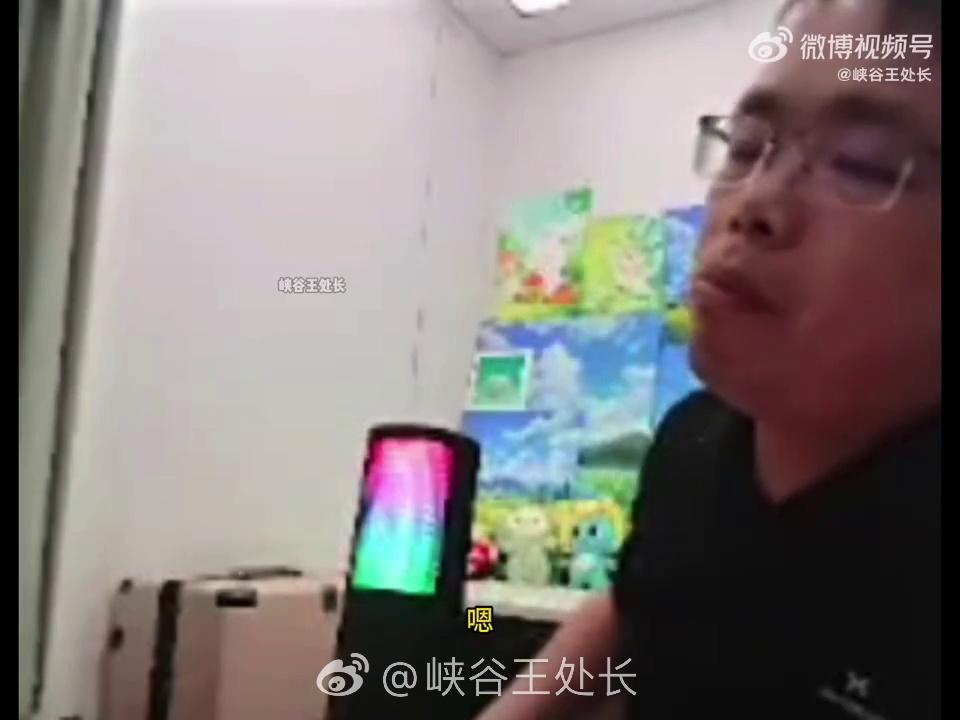 video-poster