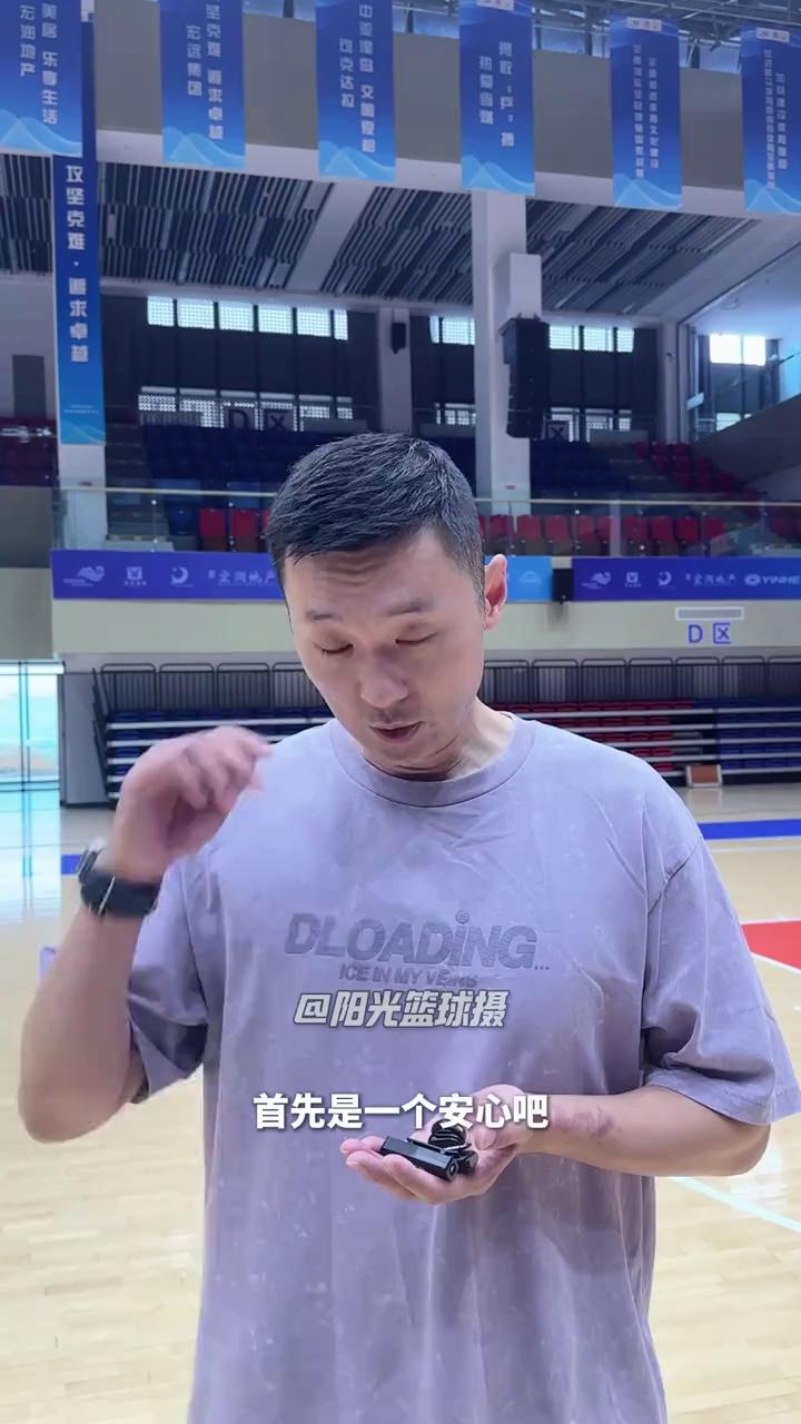 video-poster