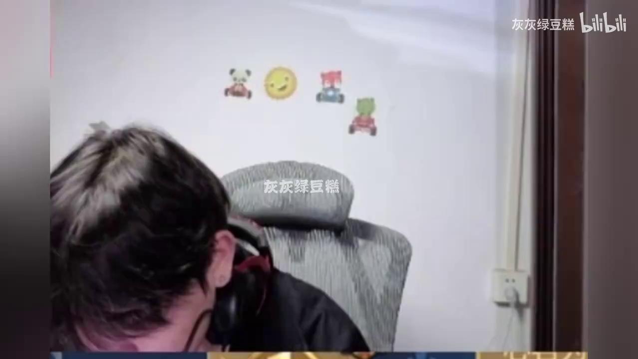 video-poster