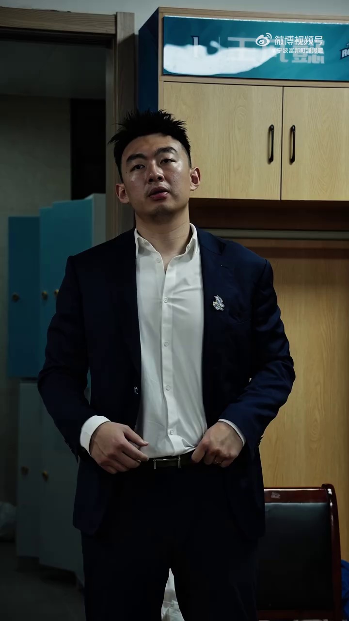 video-poster