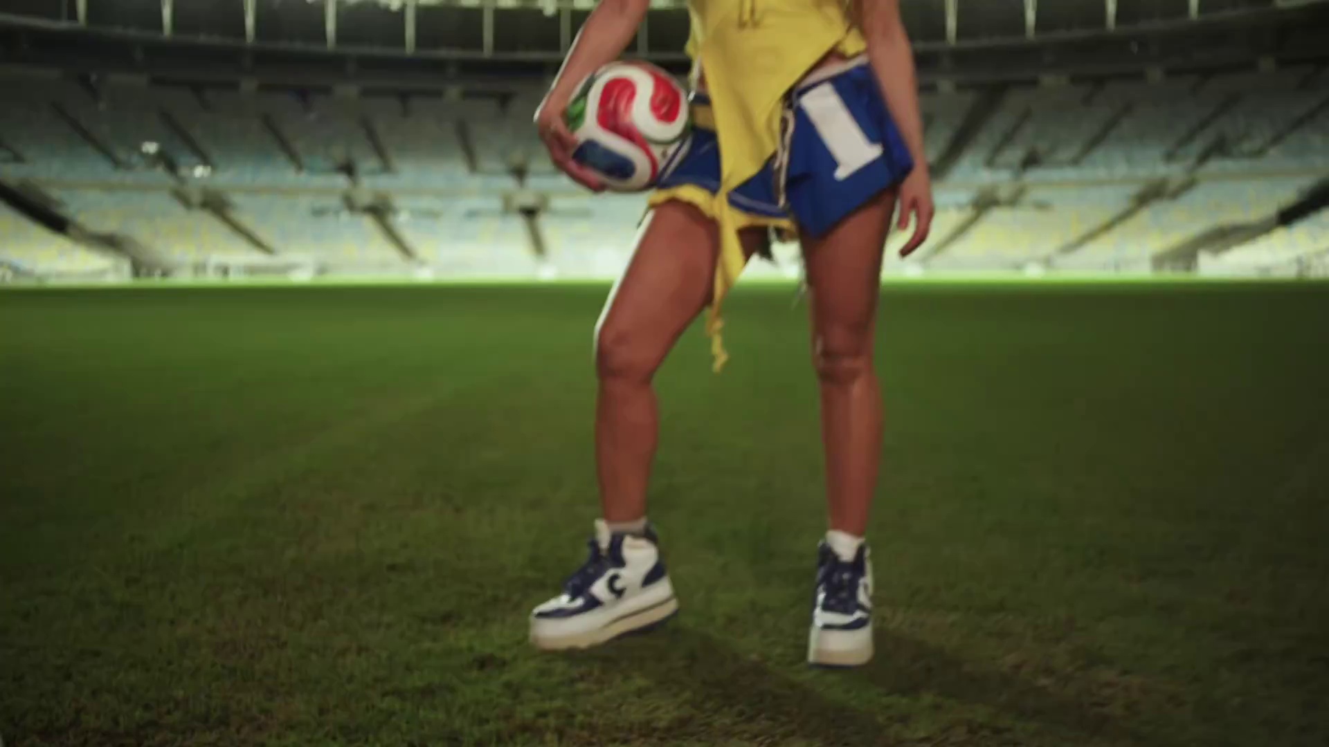 video-poster