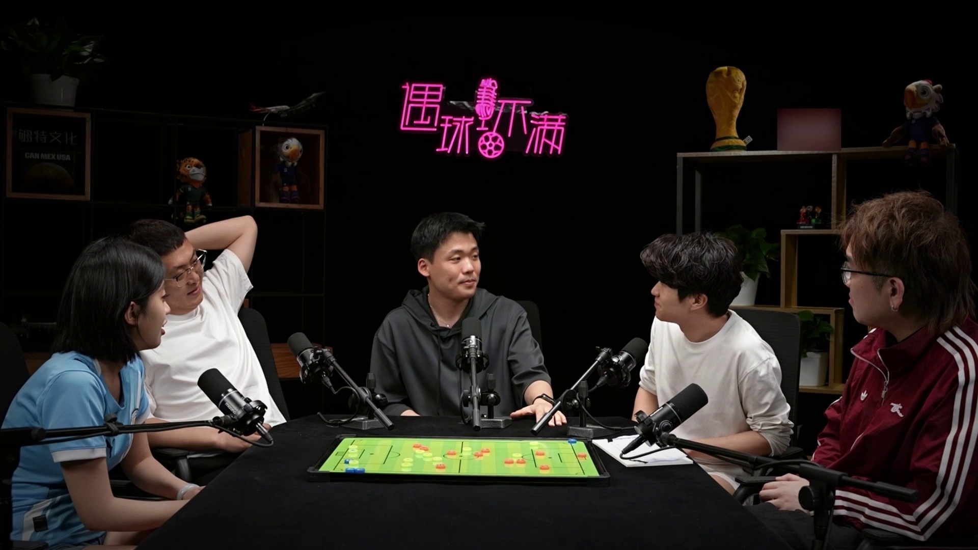 video-poster