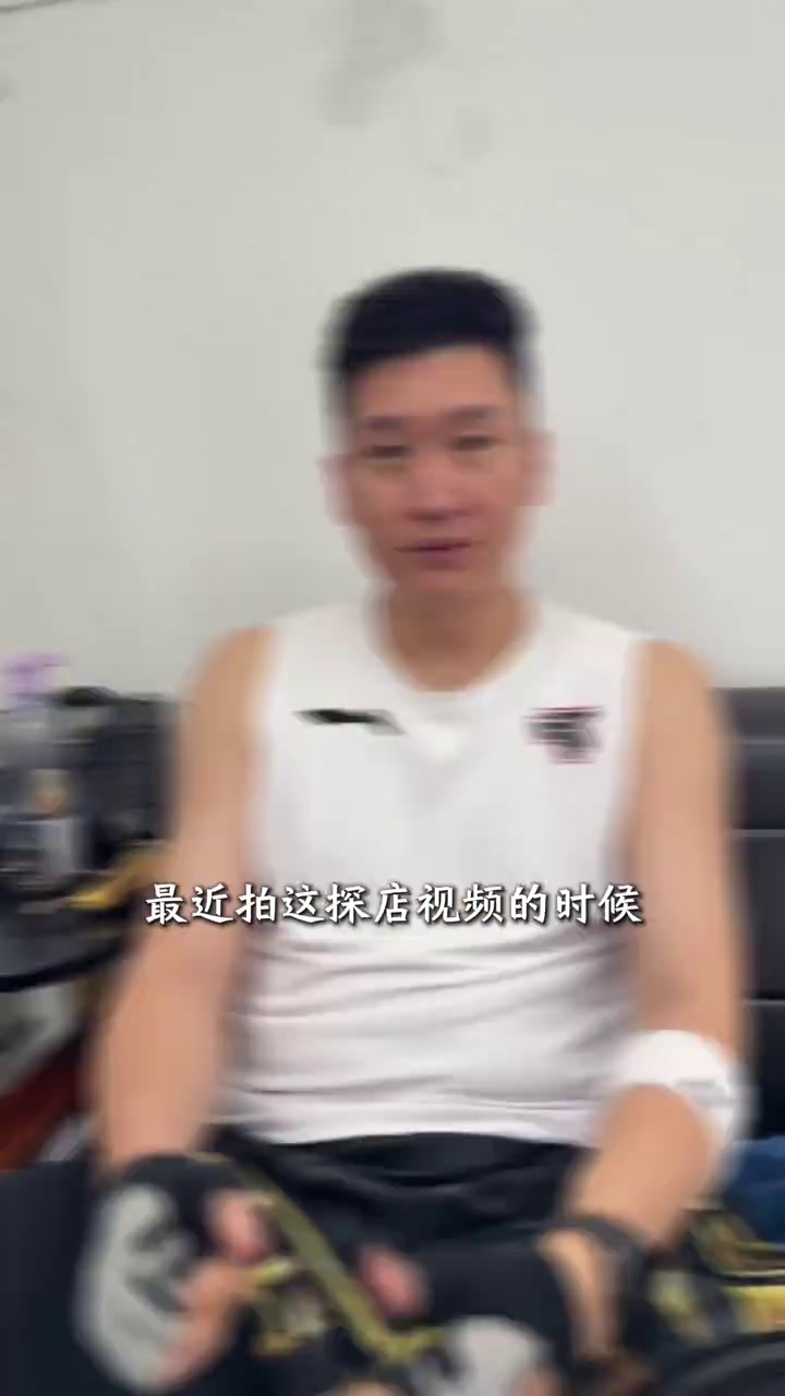 video-poster