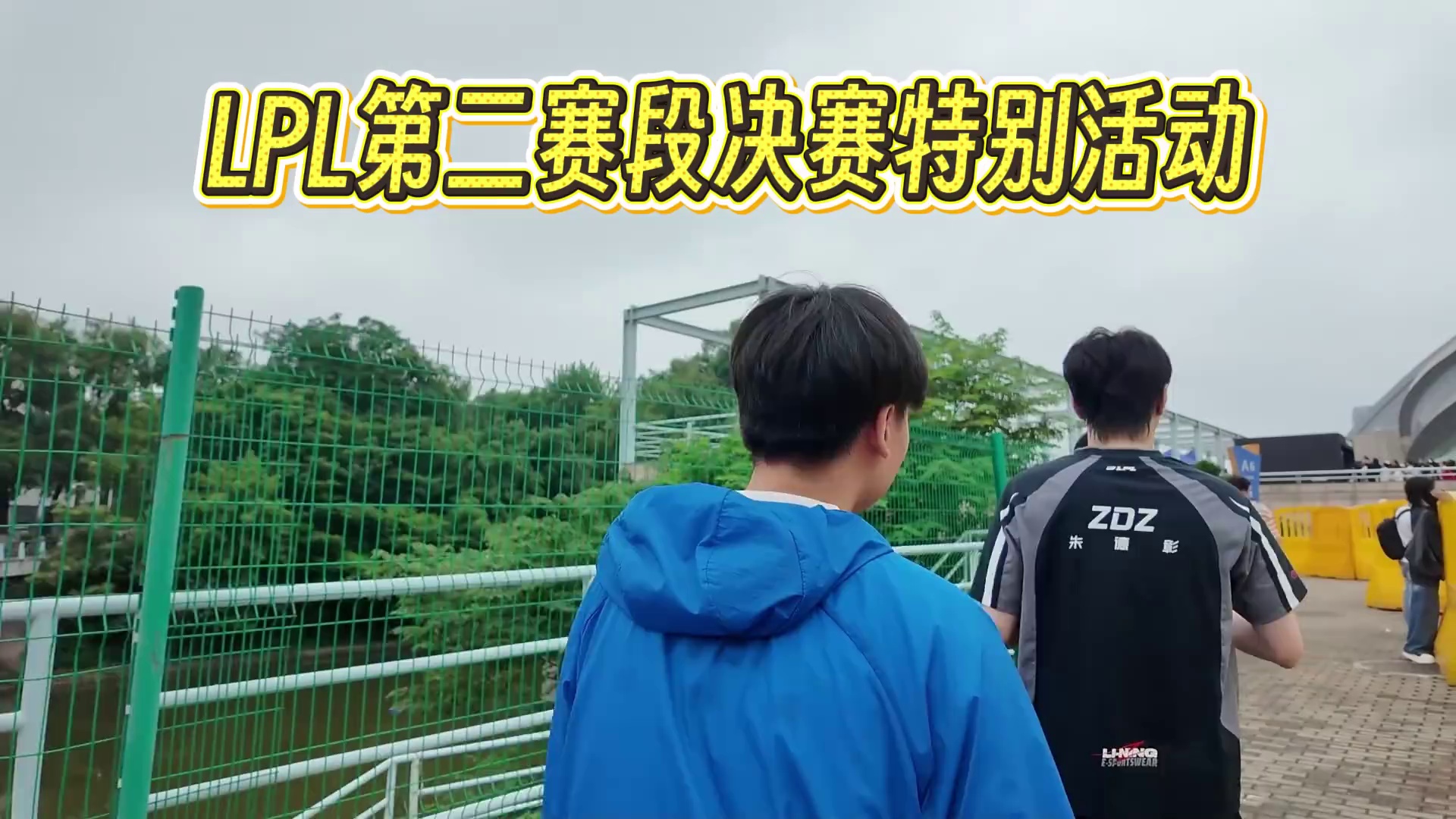 video-poster
