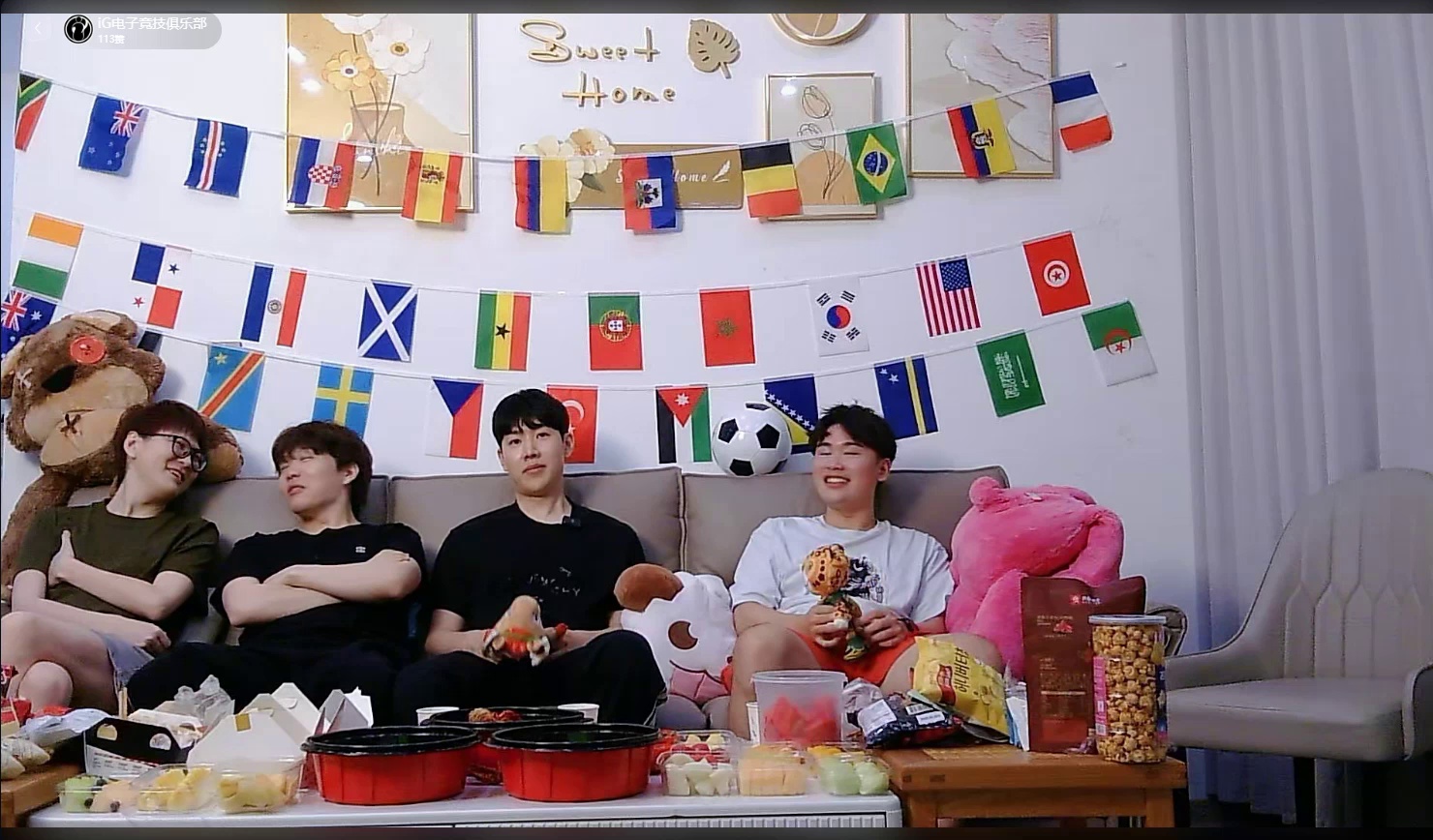 video-poster