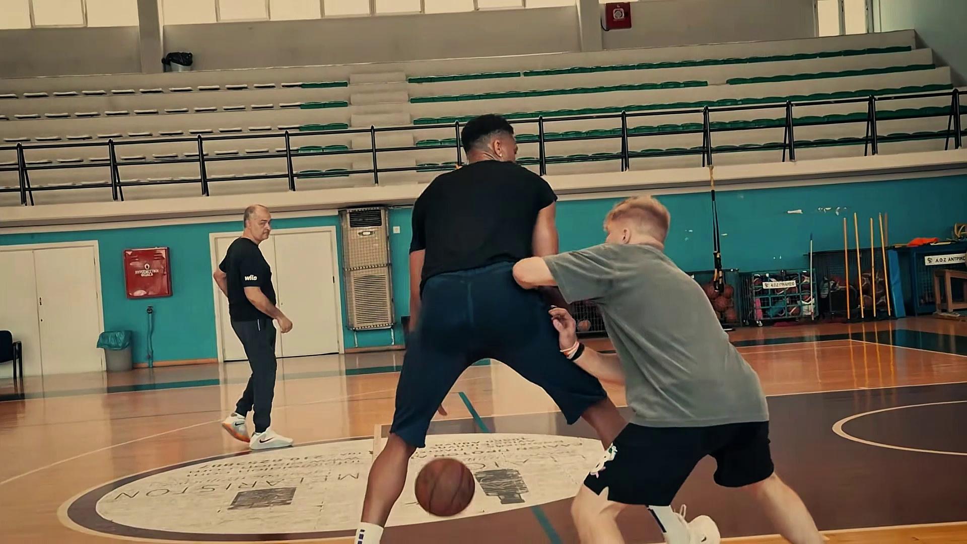 video-poster