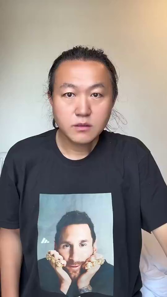 video-poster