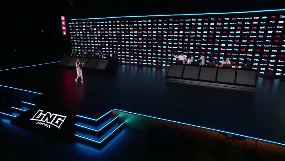 video-poster