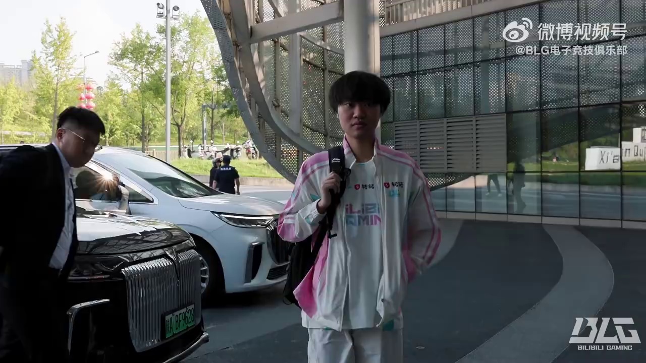 video-poster