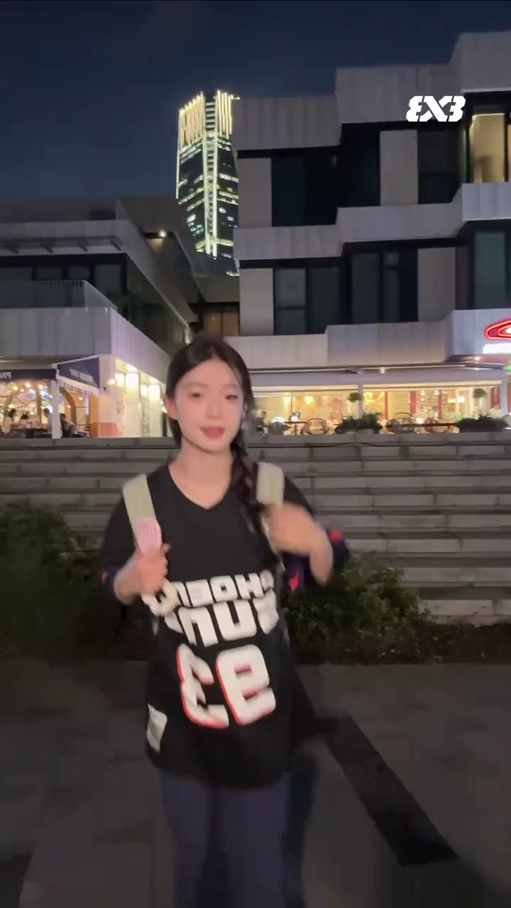 video-poster