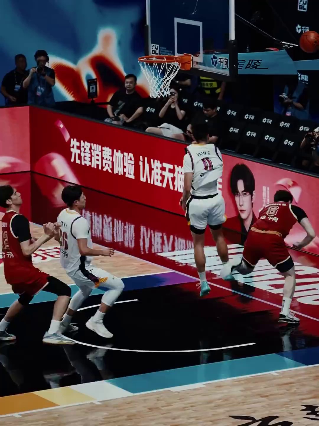 video-poster