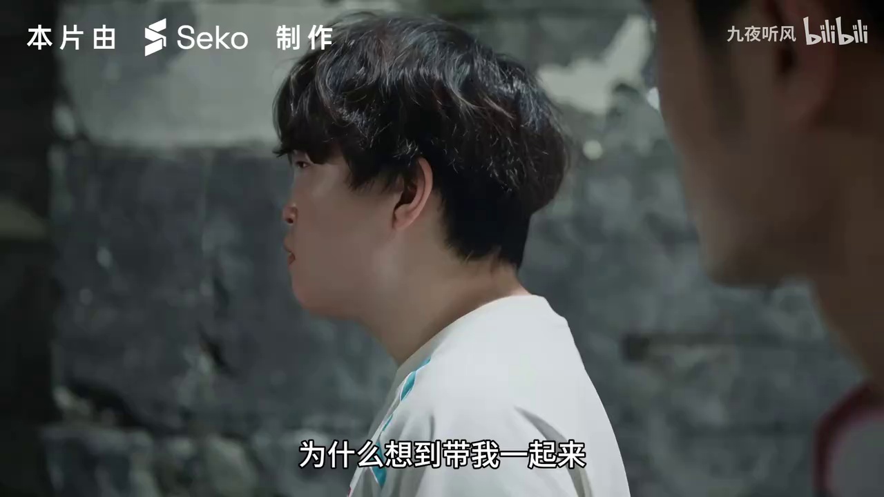 video-poster